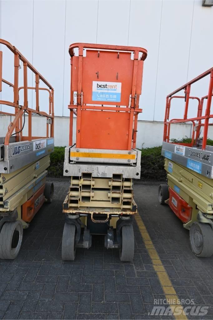 JLG 2030 ES Makasli platformlar