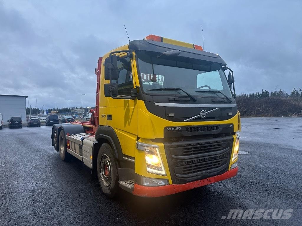 Volvo FM11 370 Vinçli kamyonlar