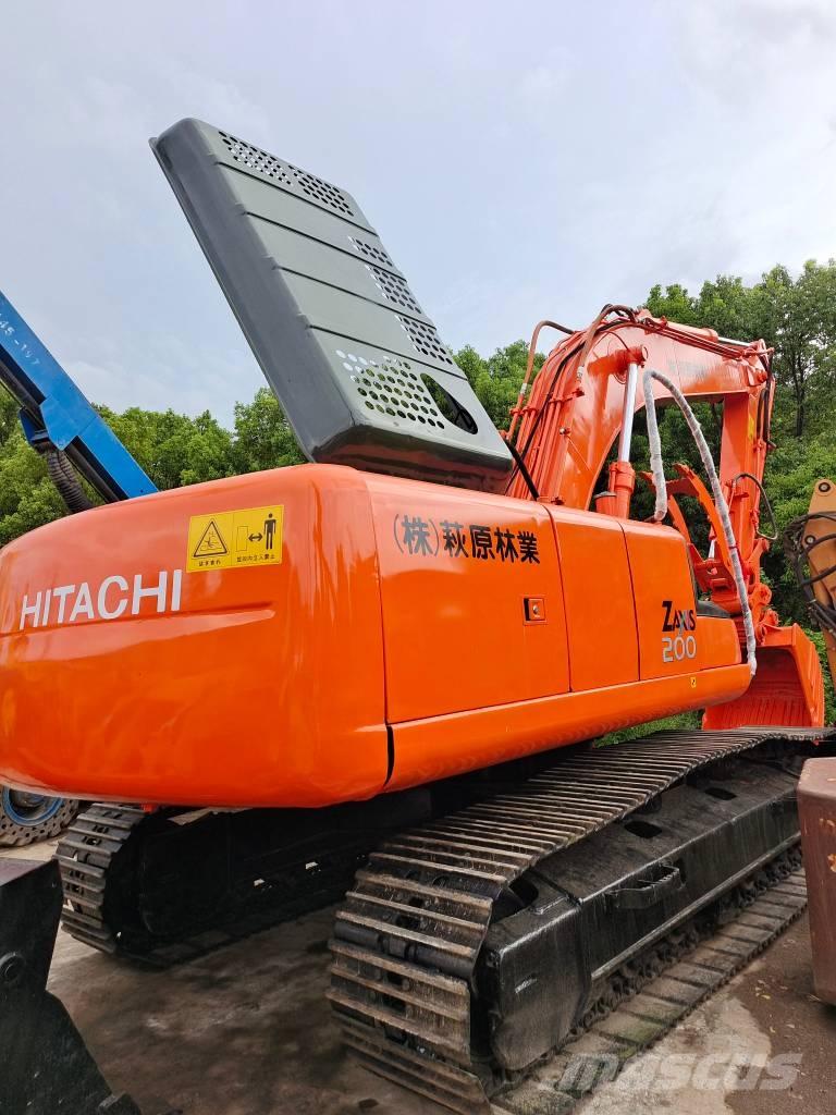 Hitachi EX 200-5 Paletli ekskavatörler