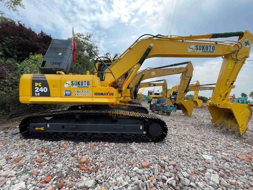 Komatsu PC 240-8 Paletli ekskavatörler