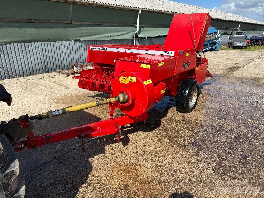 Massey Ferguson 224 Küp balya makinalari