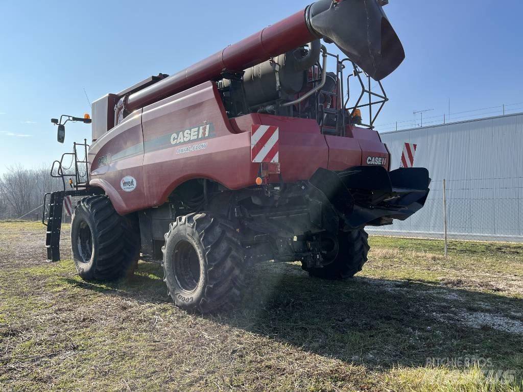 Case IH AF8240 Biçerdöverler