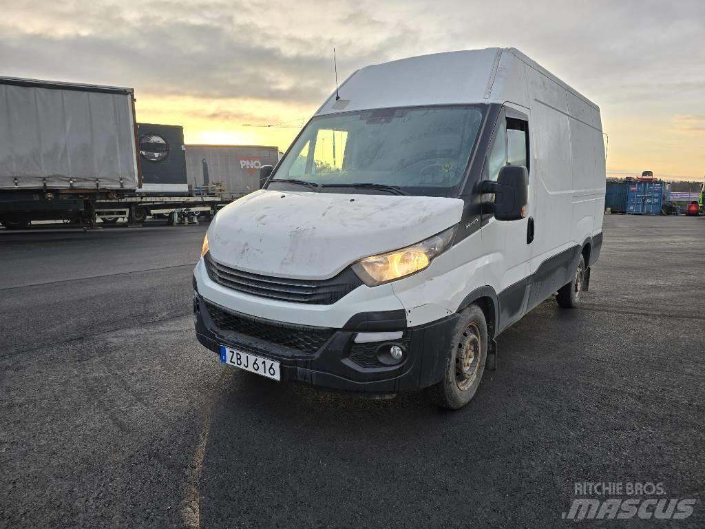 Iveco Daily 35S14 Panel vanlar