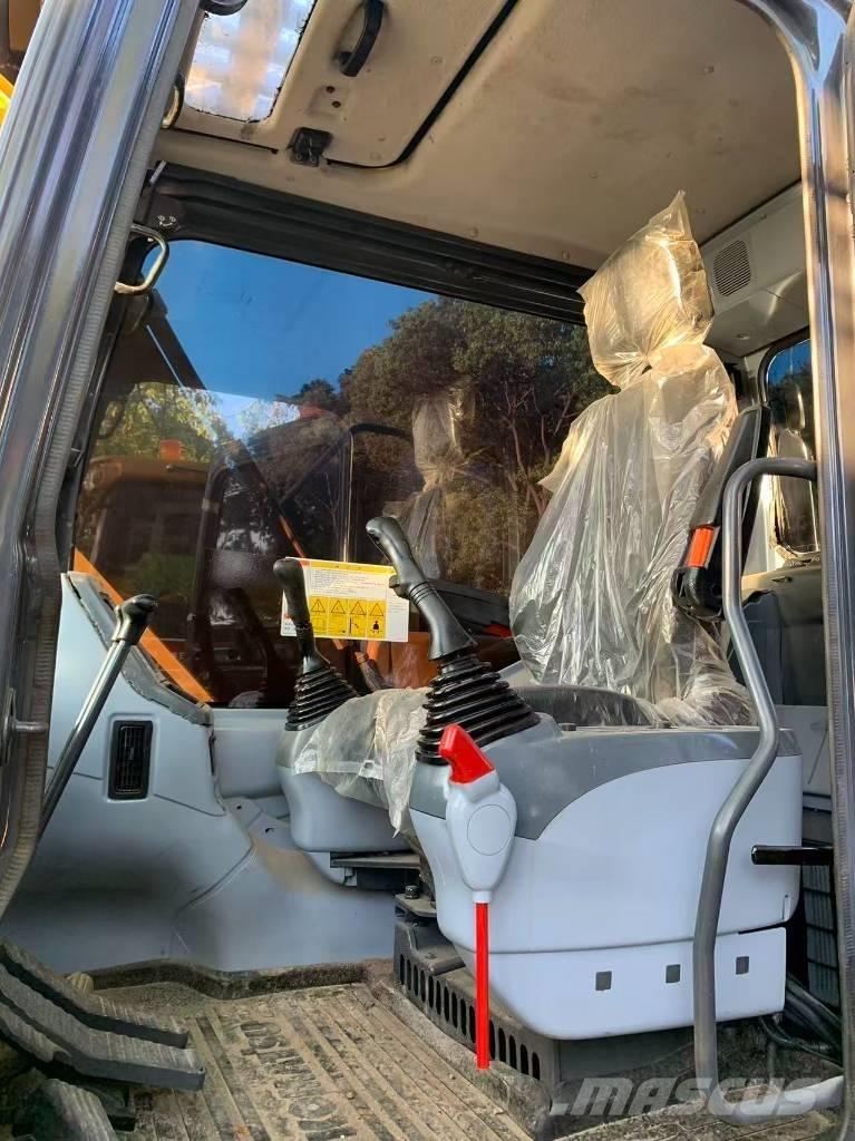Komatsu PC 130 Paletli ekskavatörler