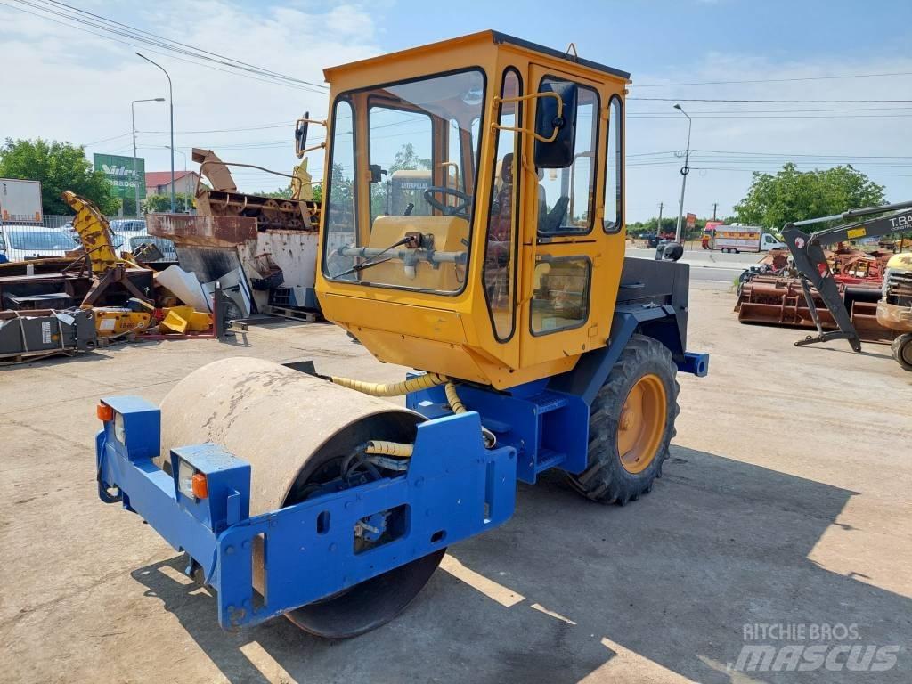 Hamm 2210SD Tek tamburlu silindirler