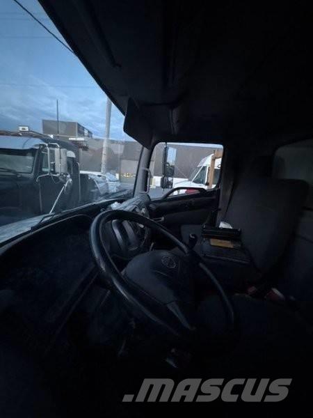 Hino 358 Panel vanlar