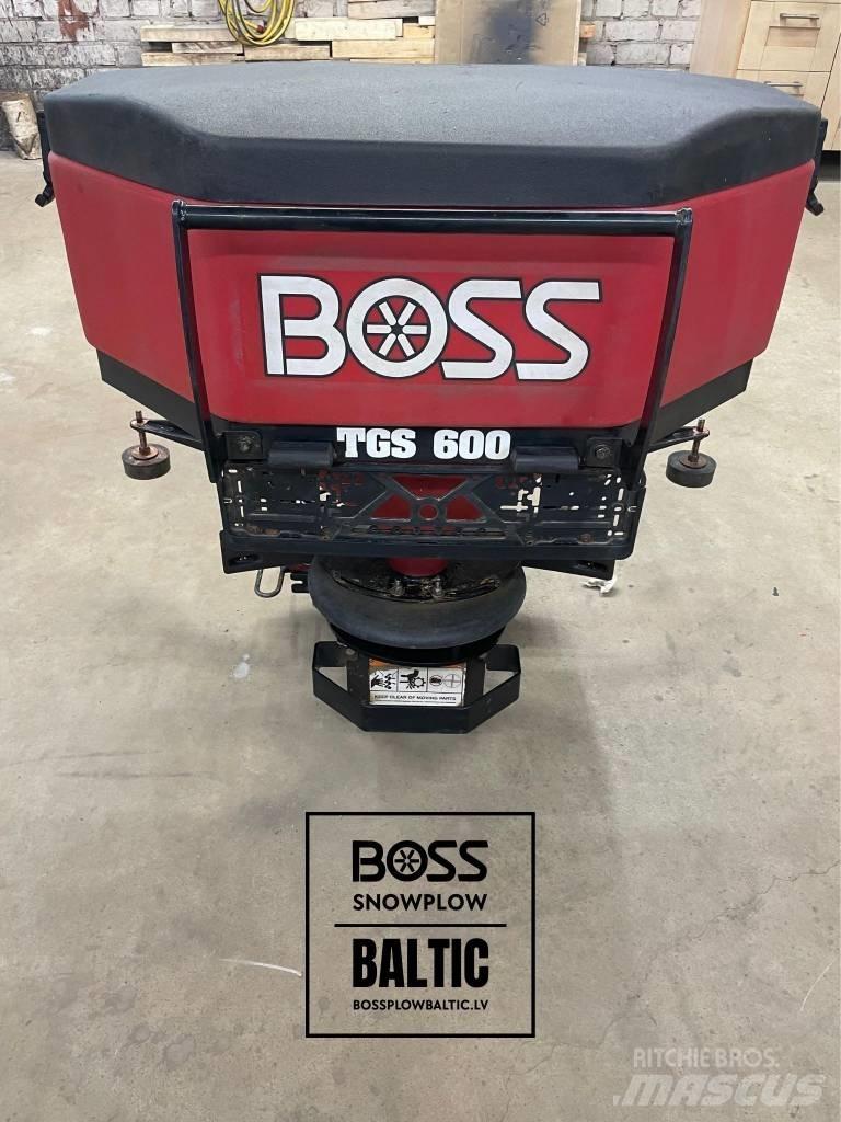 Boss TGS 600 Kum ve tuz serpiciler