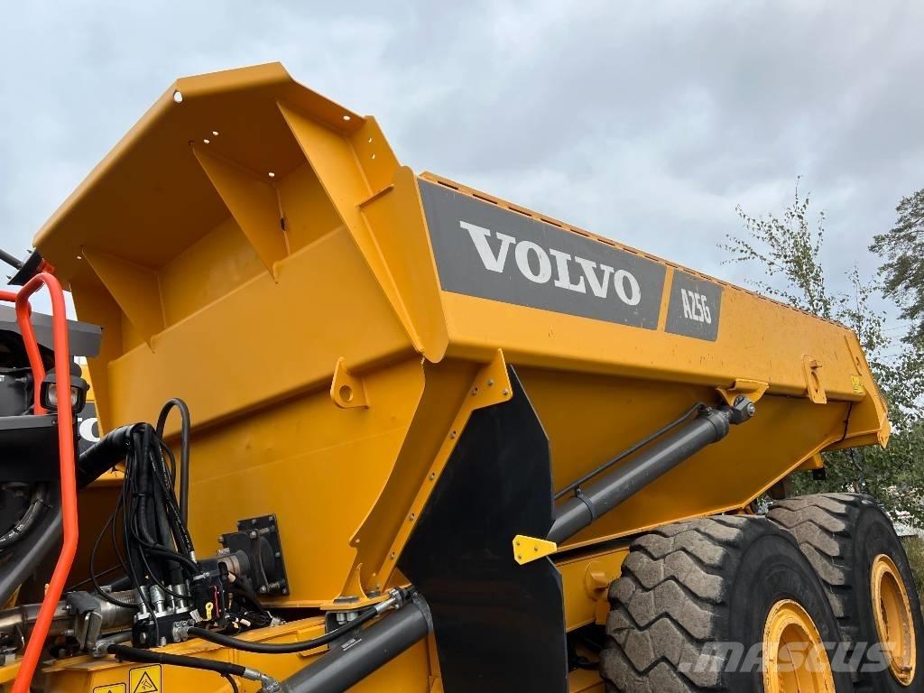 Volvo A25G Belden kirma kaya kamyonu