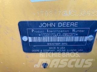 John Deere 317G Skid steer loderler