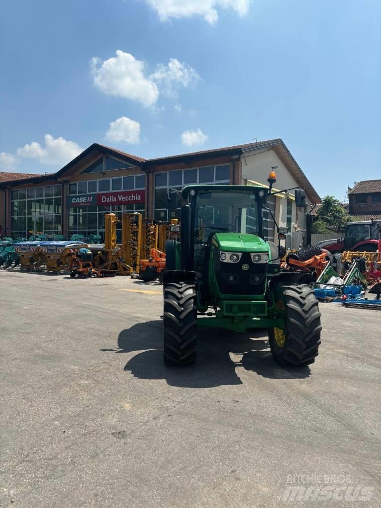 John Deere 6100 MC Traktörler