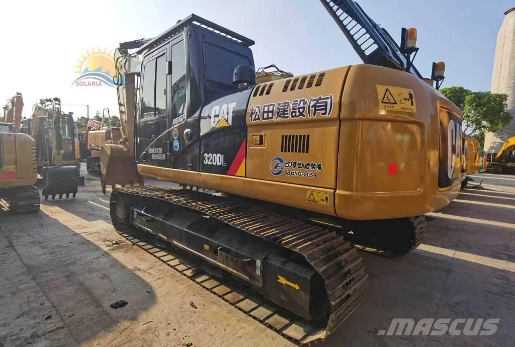 CAT 320 D L Paletli ekskavatörler