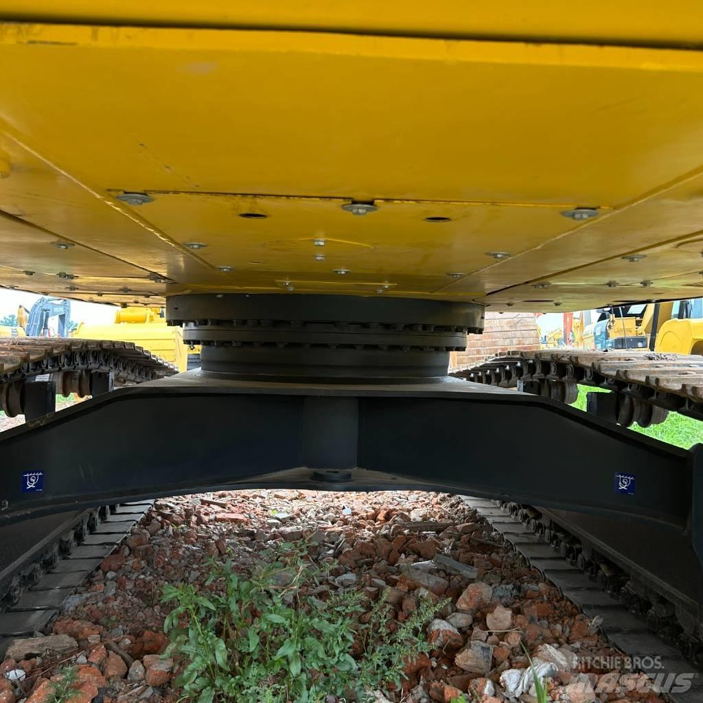 Komatsu 400-7 Paletli ekskavatörler