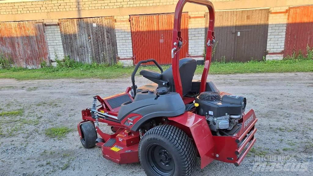 Ferris ISX 800 Sıfır dönüşlü çim biçme makineleri