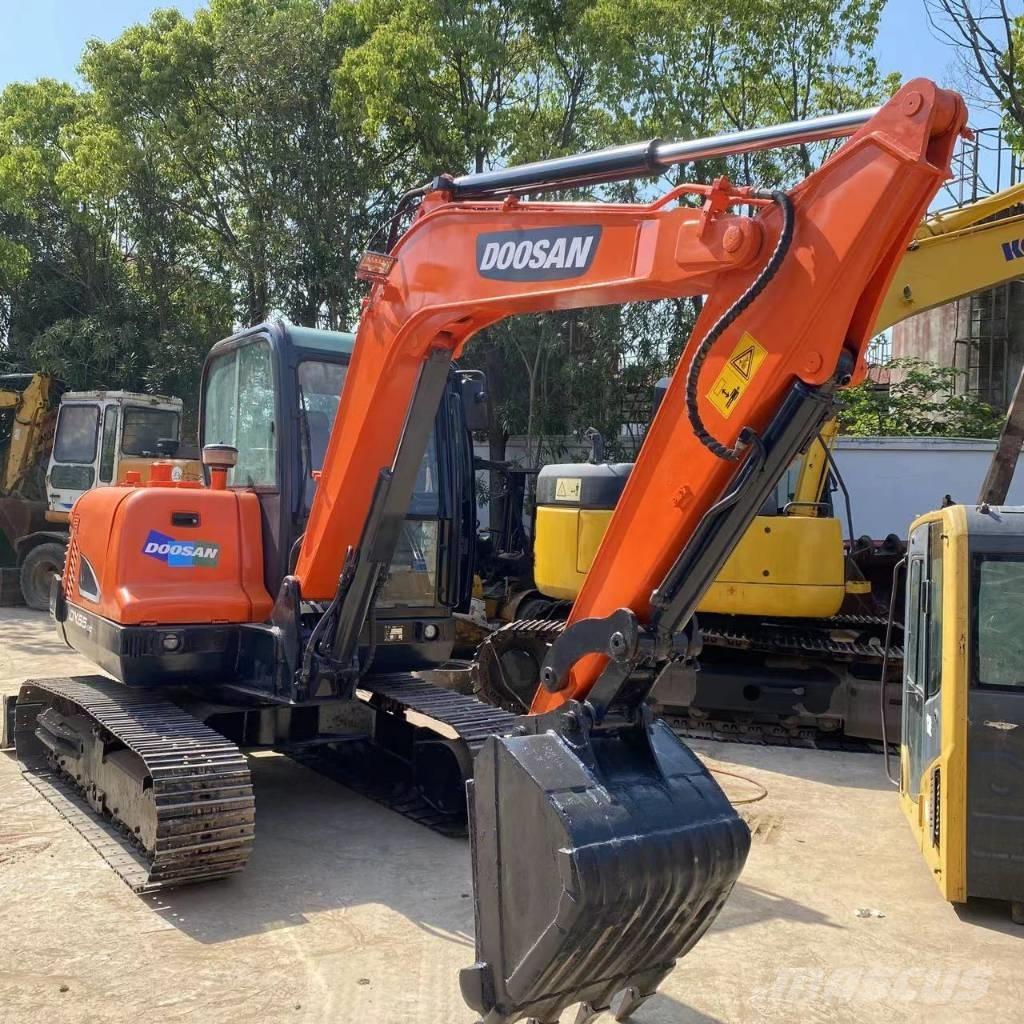 Doosan DX 55 Mini ekskavatörler, 7 tona dek