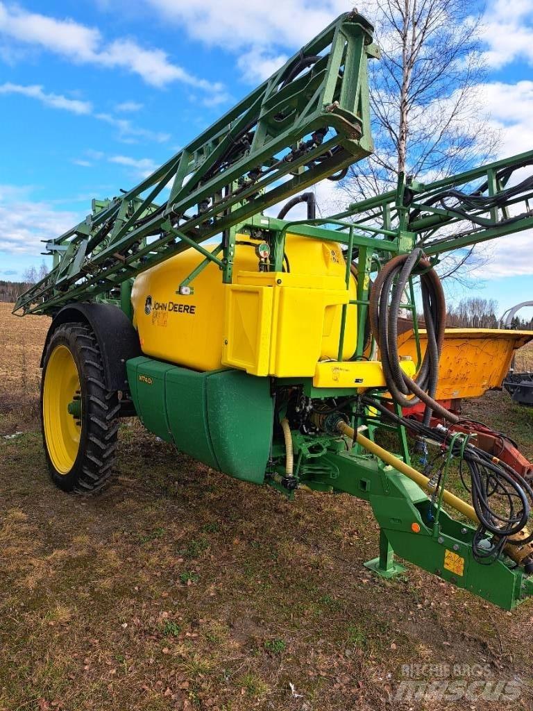 John Deere 740 i Çekilir pülverizatörler