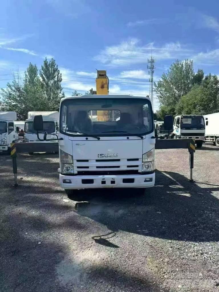 Isuzu ELF 700 Araç üzeri vinçler