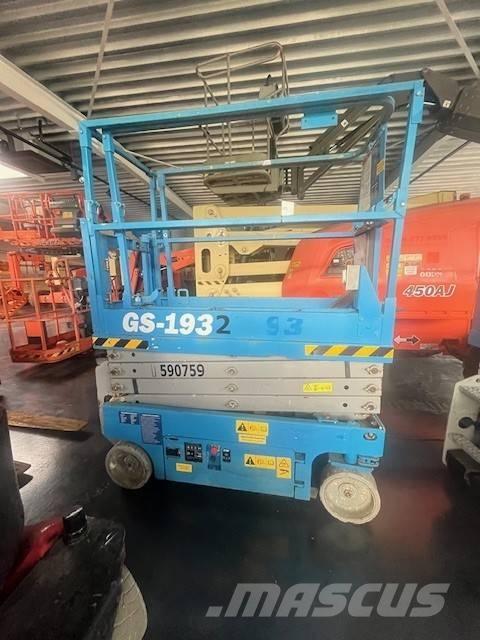 Genie GS 1932 Makasli platformlar