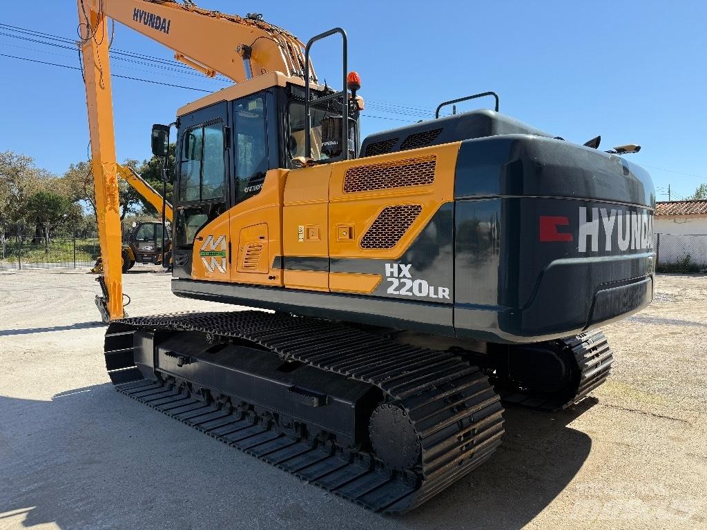 Hyundai HX220 LR Uzun bomlu ekskavatörler