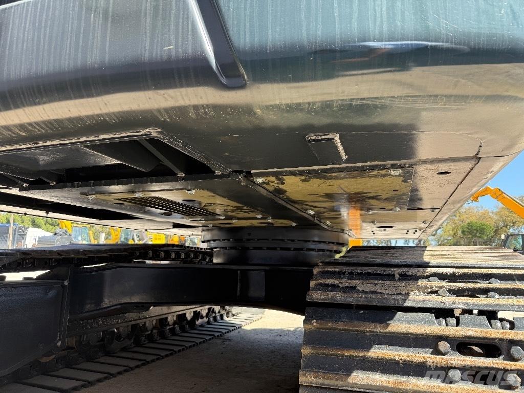 Hyundai HX220 LR Uzun bomlu ekskavatörler