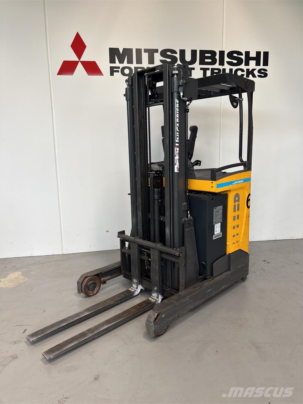 Atlet ULS140 Reach truck - depo içi istif araçları