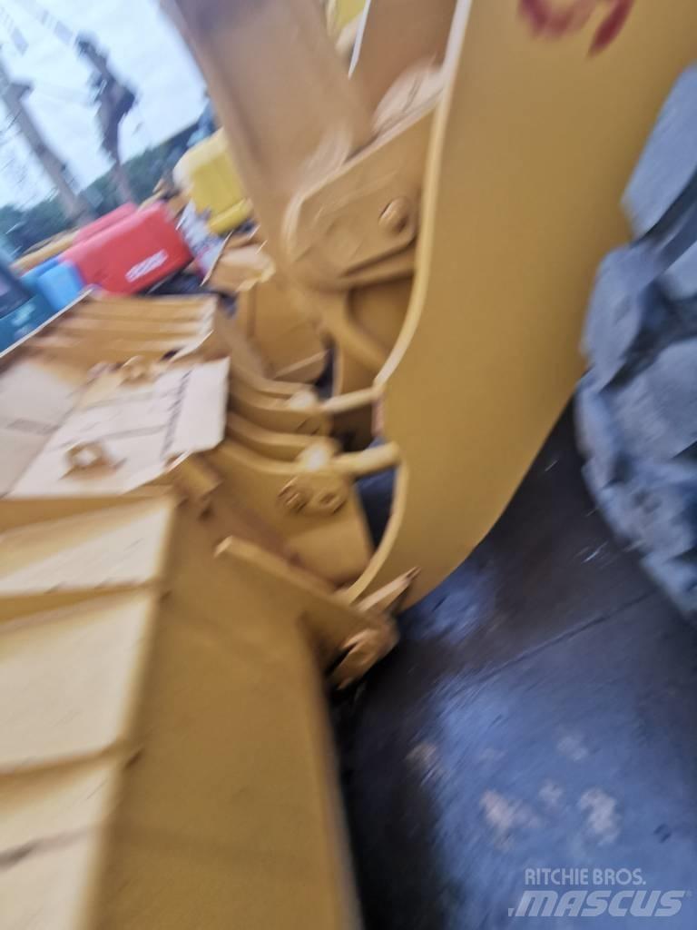 CAT 938F Tekerlekli yükleyiciler