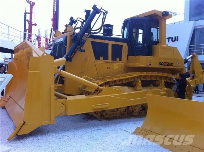 Komatsu d65ex-16 Paletli dozerler