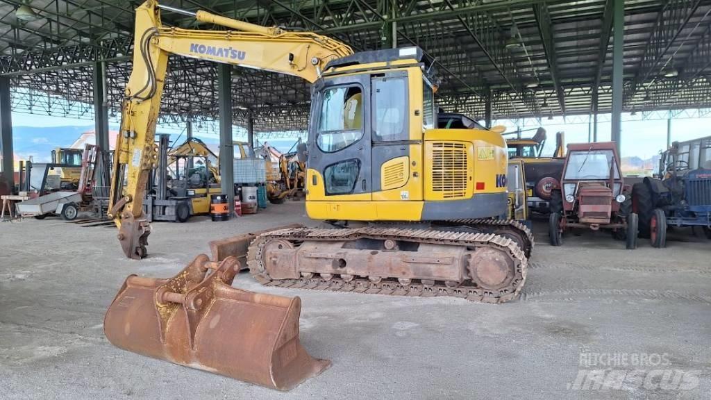 Komatsu 138US-8 Paletli ekskavatörler