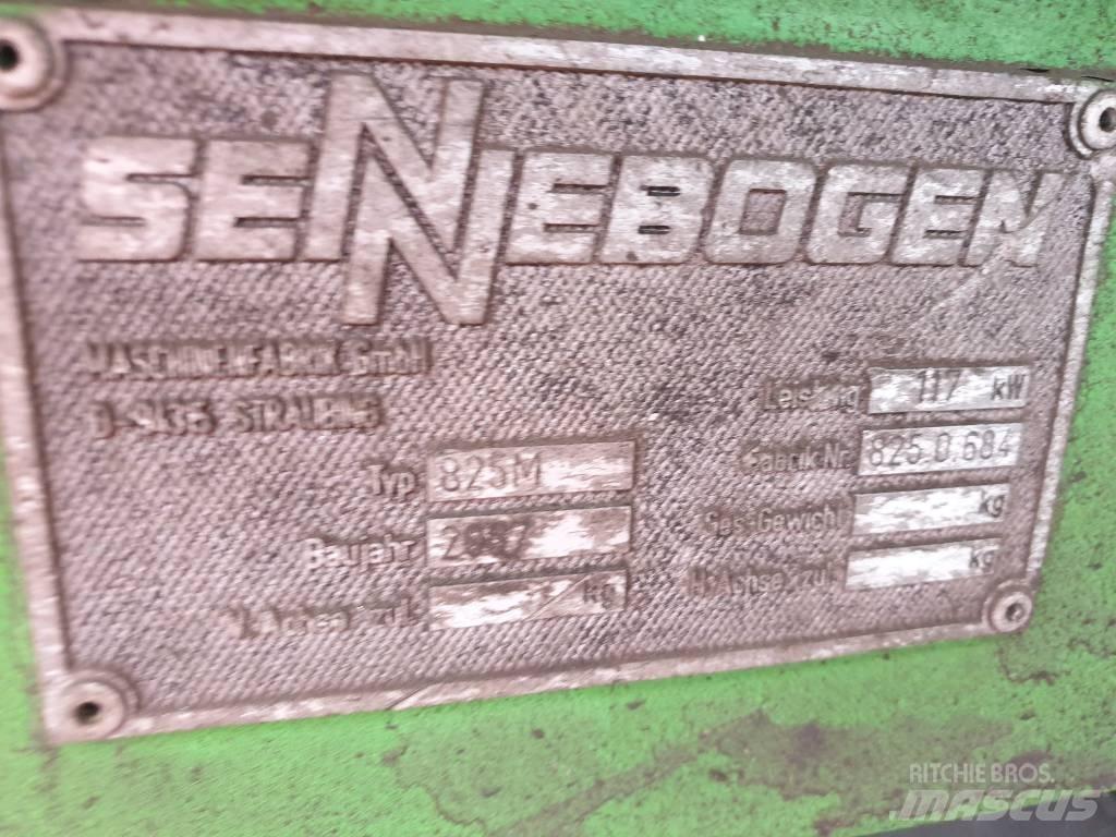 Sennebogen 825M-C Atık taşıma araçları