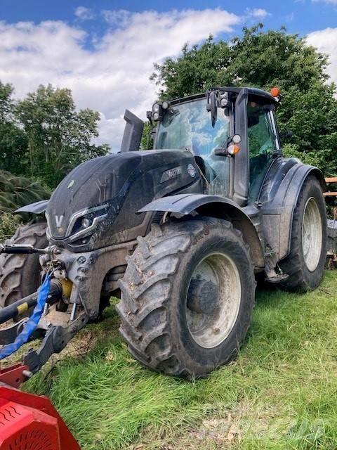 Valtra T235V Traktörler