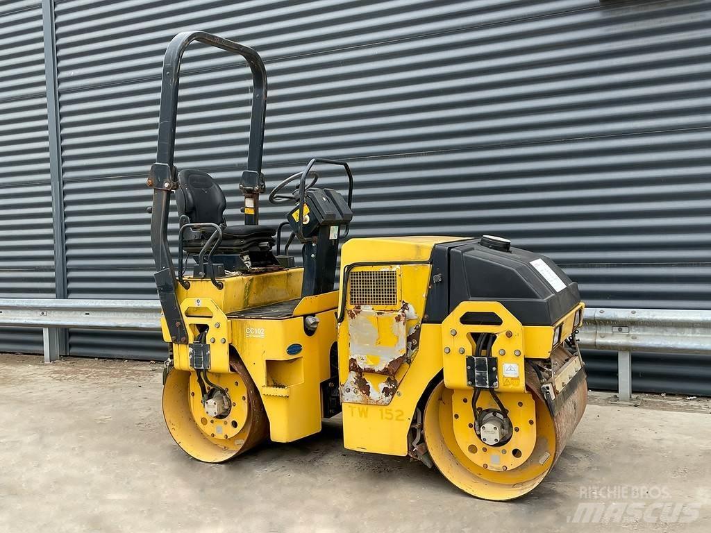 Dynapac CC102 Çift tamburlu silindirler