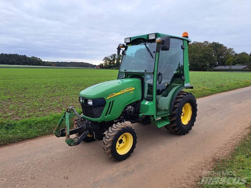 John Deere 2520 Traktörler