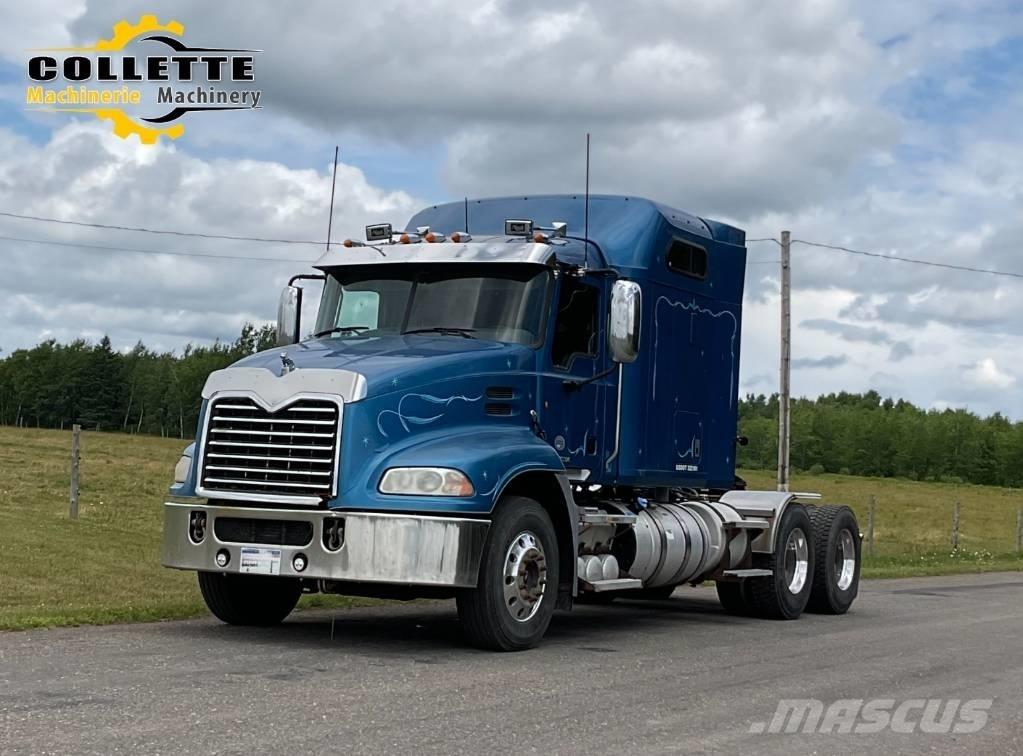 Mack CXU 613 Çekiciler