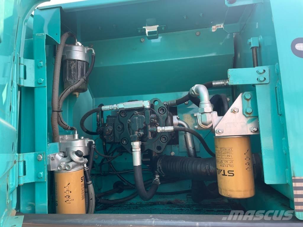 Kobelco SK 200 Paletli ekskavatörler