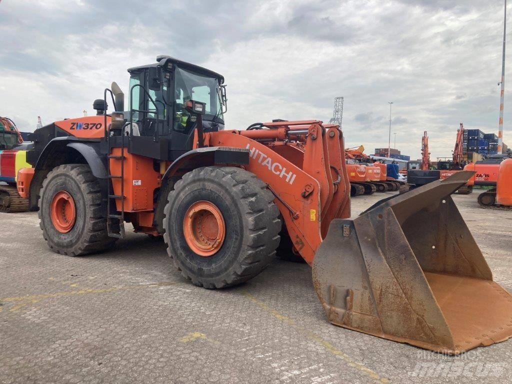 Hitachi ZW370-5B Tekerlekli yükleyiciler