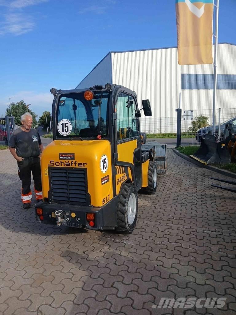 Schäffer 2428 SLT Skid steer loderler
