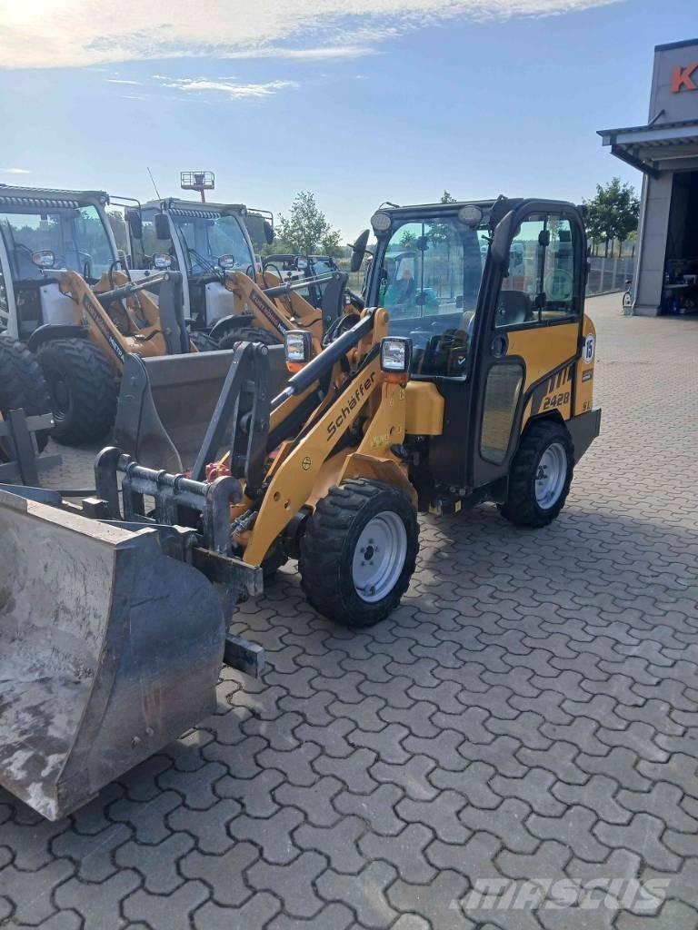 Schäffer 2428 SLT Skid steer loderler
