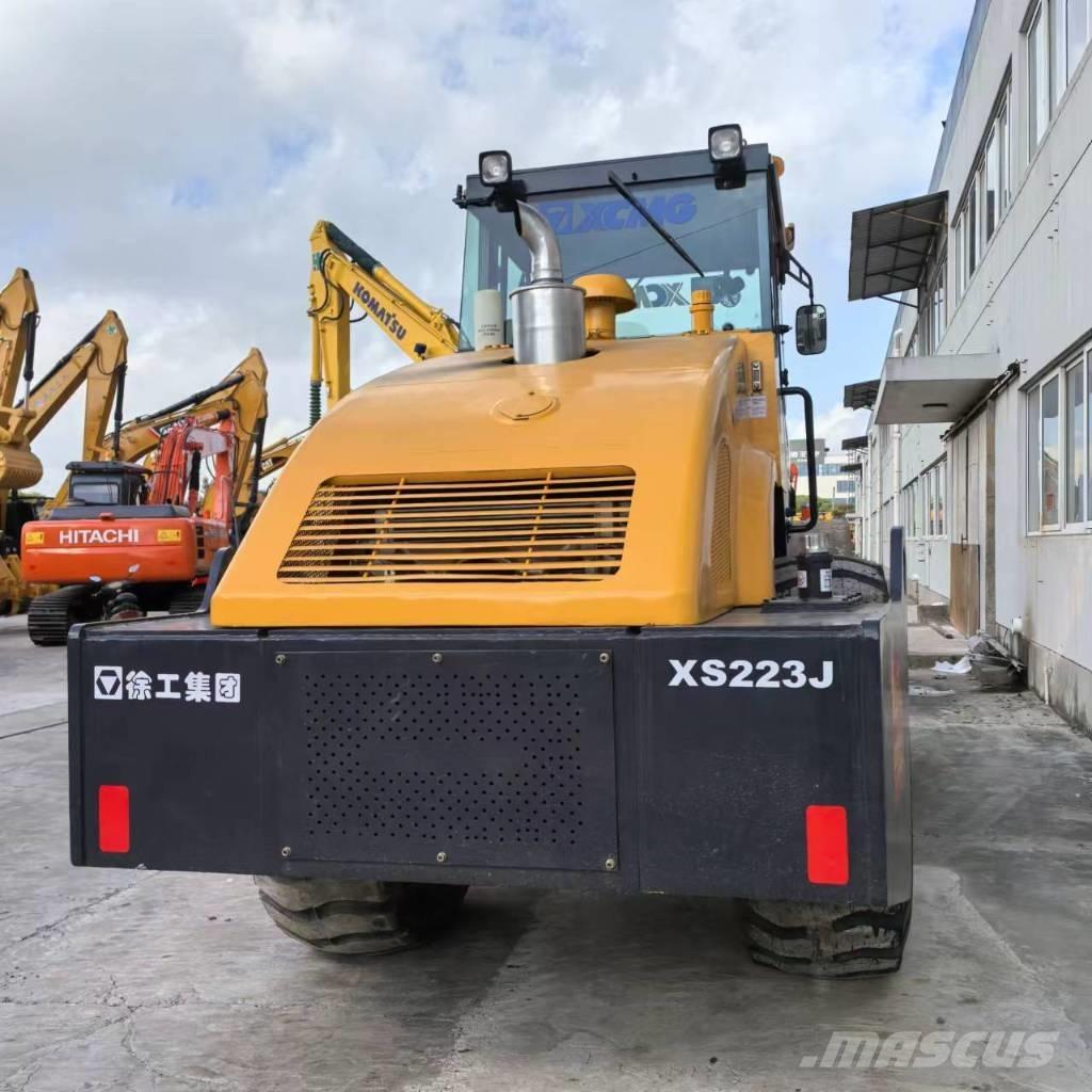 XCMG XS 223 J Tek tamburlu silindirler