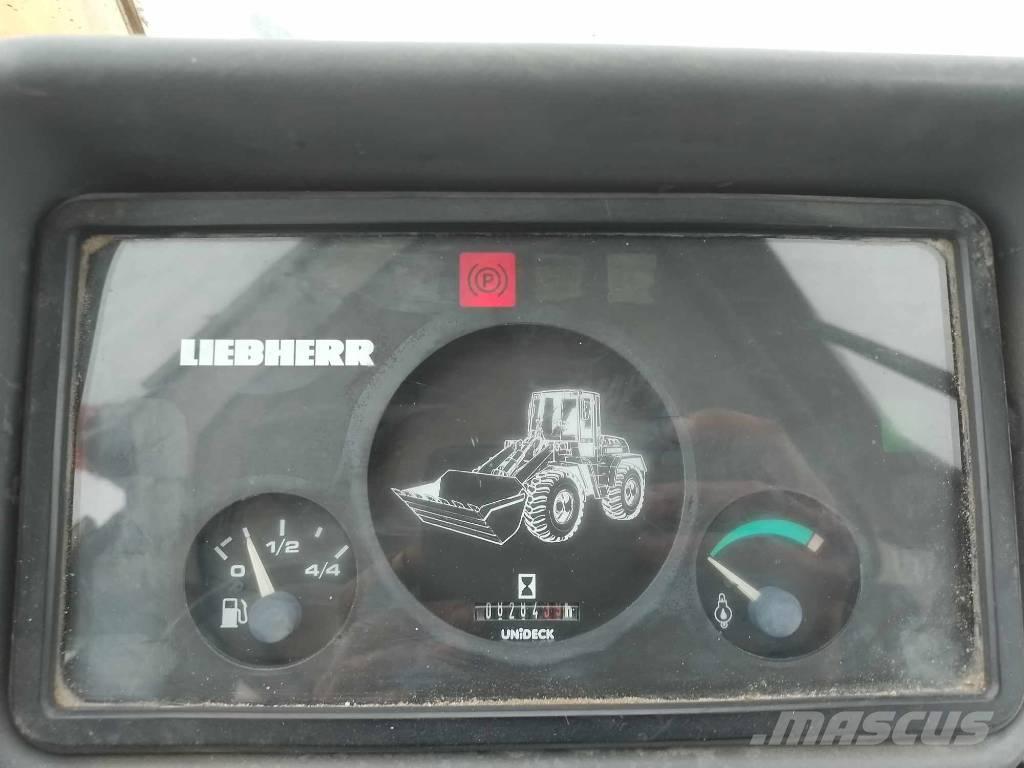 Liebherr L506 Tekerlekli yükleyiciler