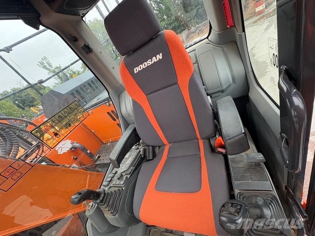 Doosan DX140LCR-5 Paletli ekskavatörler