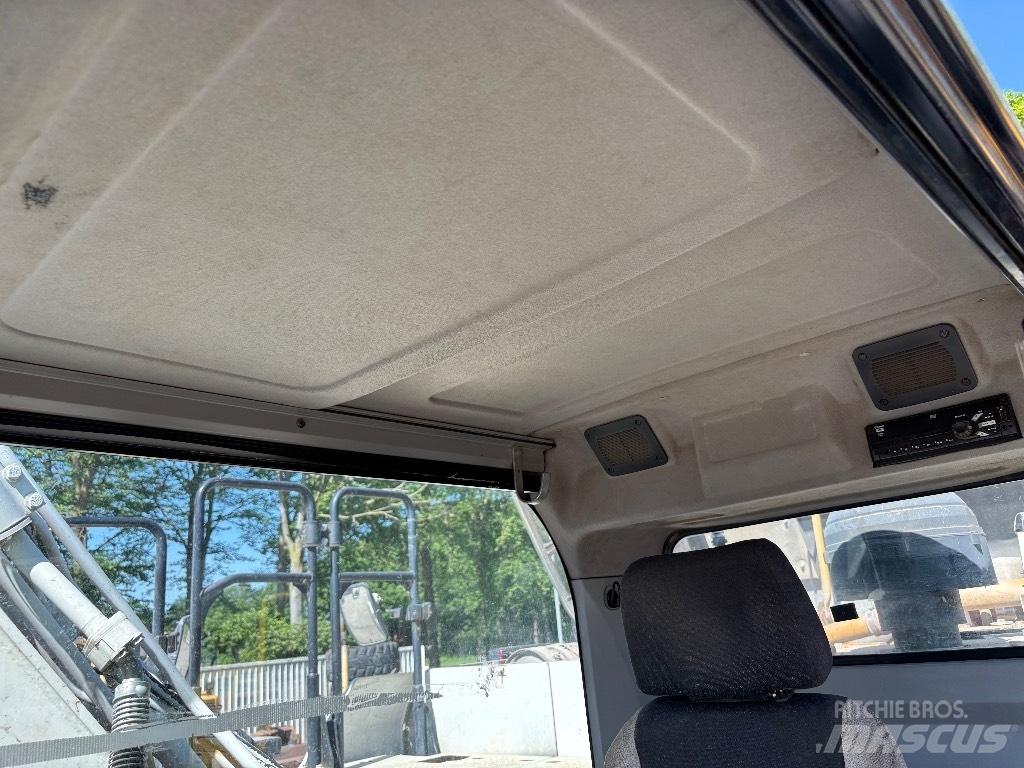 CAT 320E Paletli ekskavatörler
