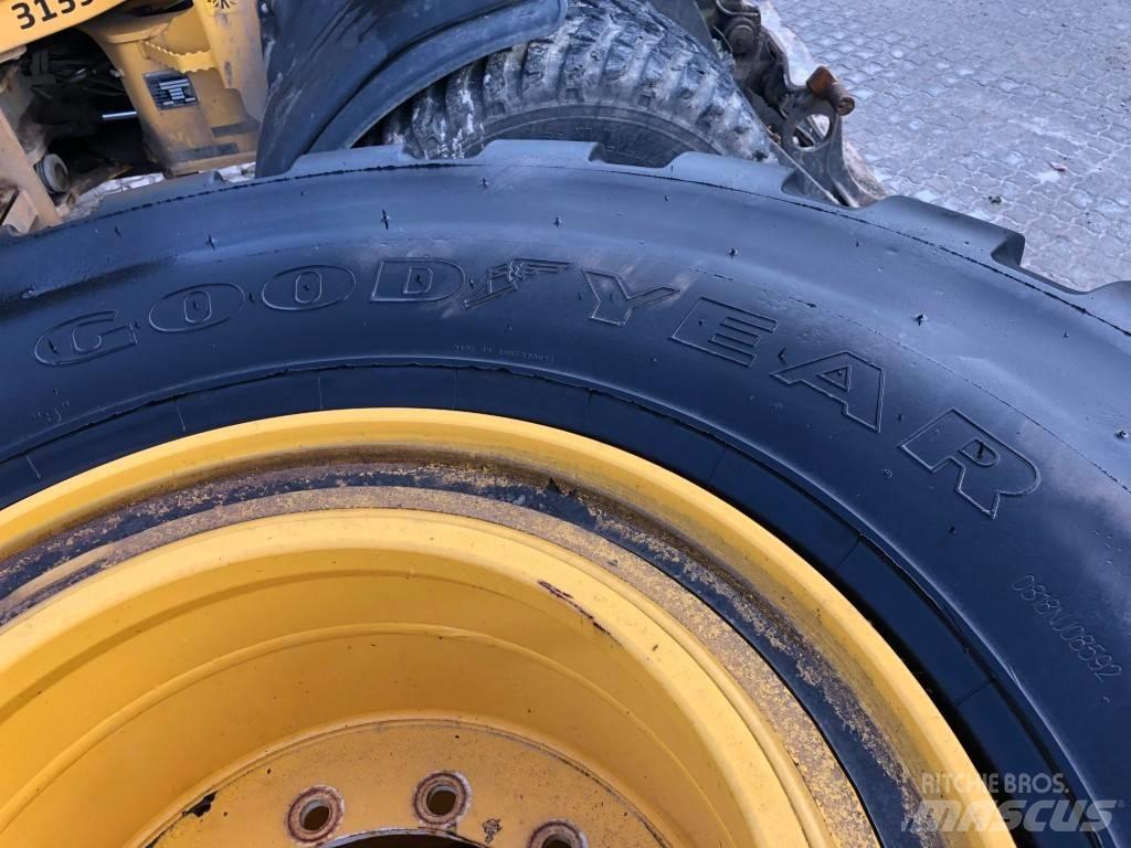 Goodyear 750/65R25 Lastikler