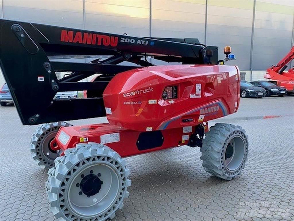 Manitou 200ATJE Körüklü personel platformları