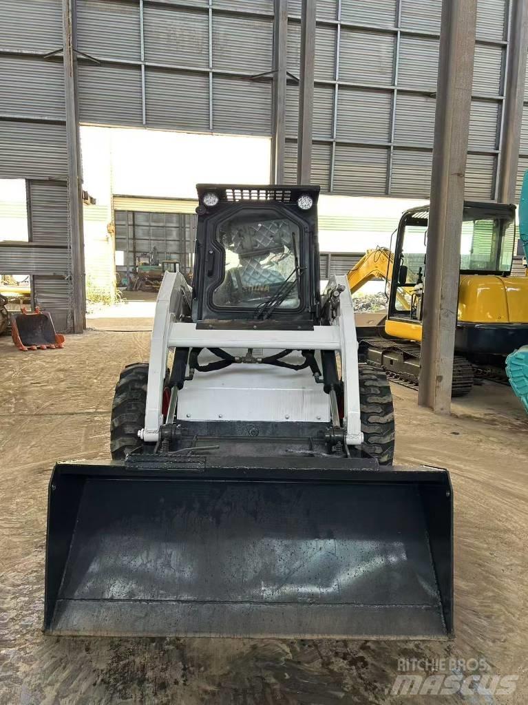 Bobcat S130 Skid steer loderler