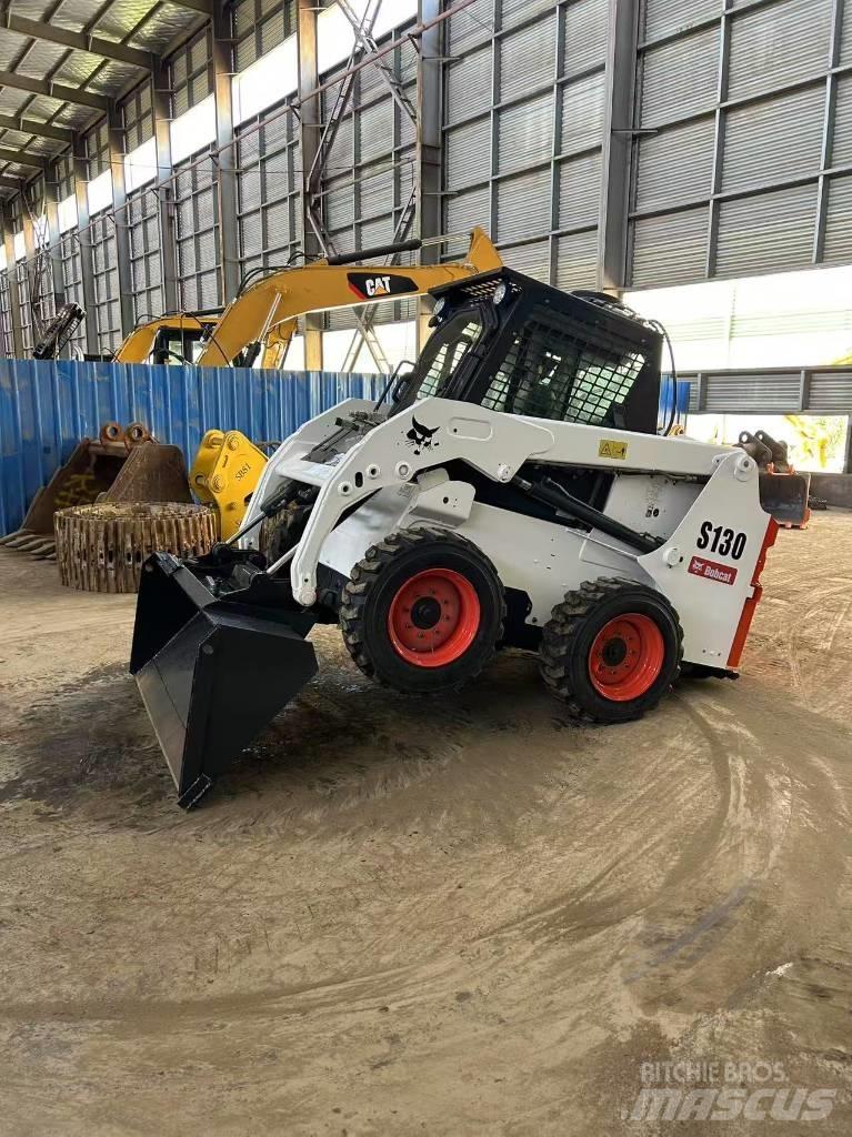 Bobcat S130 Skid steer loderler