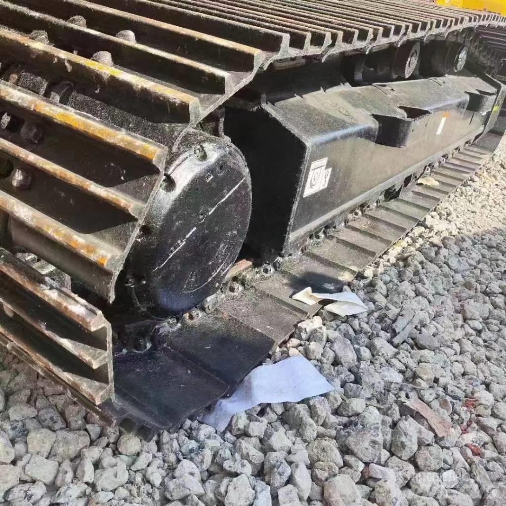 Sany SY 235 H Paletli ekskavatörler
