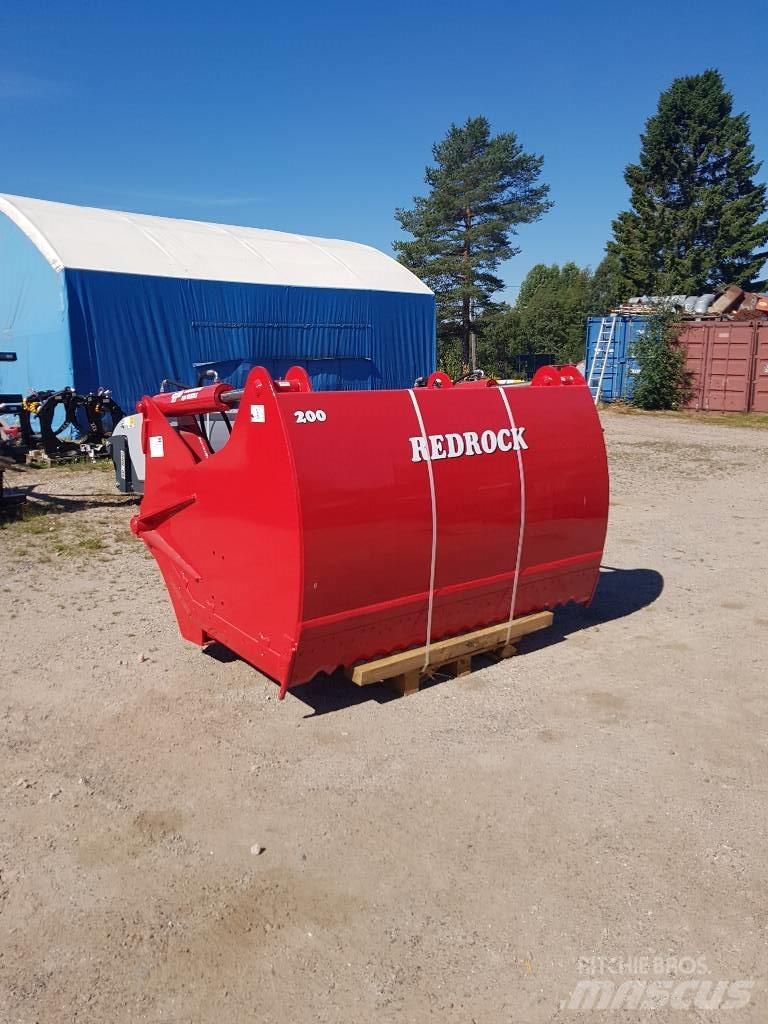 Redrock 200 Ön yükleyici atasmanlar