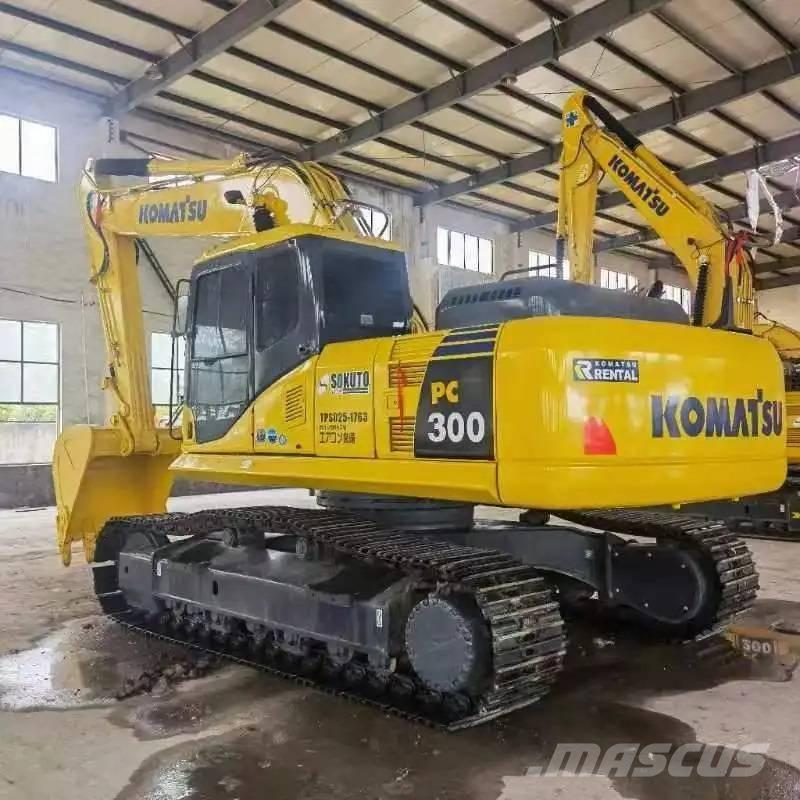 Komatsu PC300-7 Paletli ekskavatörler