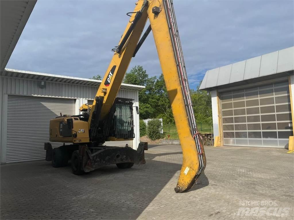 CAT MH3026 Lastik tekerli ekskavatörler