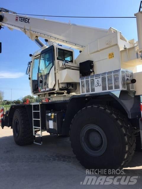 Terex TRT90 Arazi Tipi Vinçler (RT)
