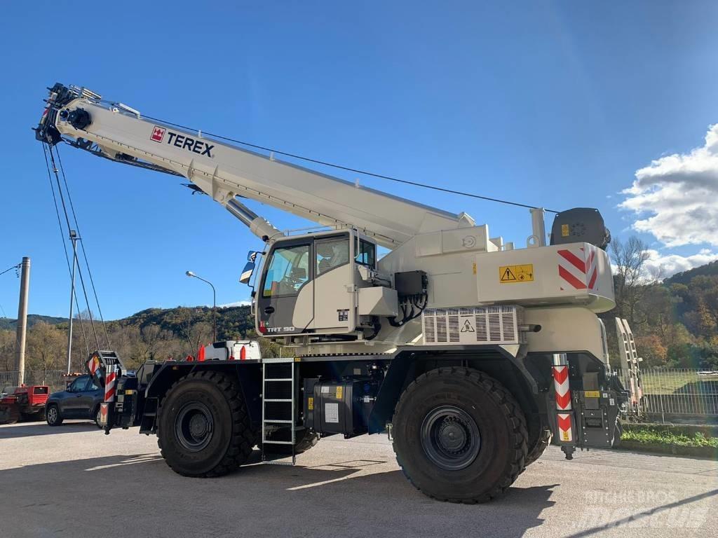 Terex TRT90 Arazi Tipi Vinçler (RT)